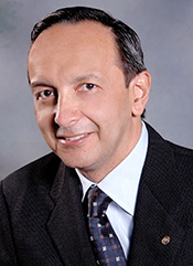 Dr. Eduardo Viteri